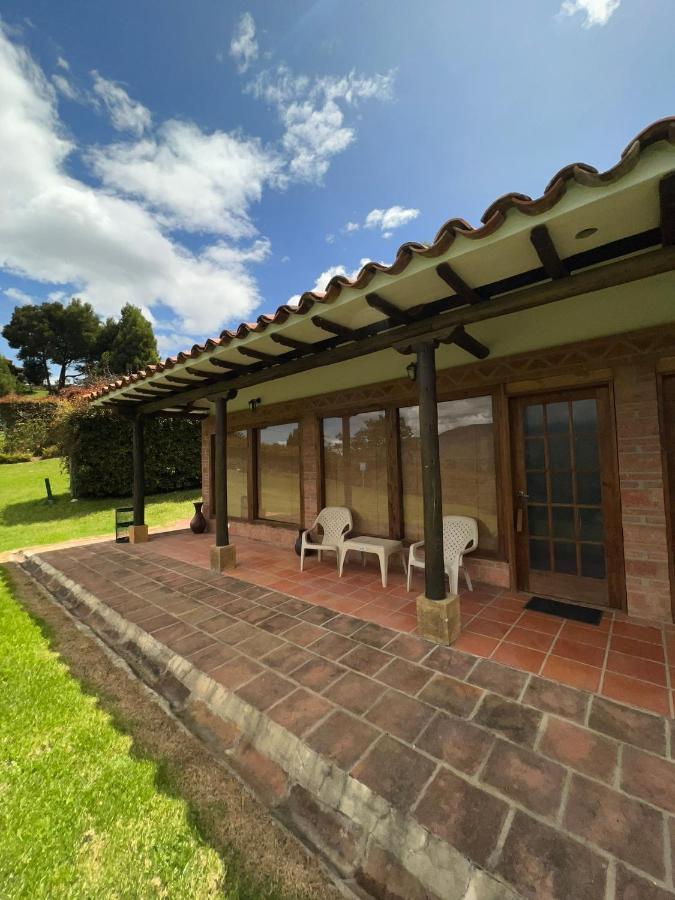 Hotel, Bungalows, Chalet Y Cabanas Aventura Park Villa De Leyva La Periquera المظهر الخارجي الصورة